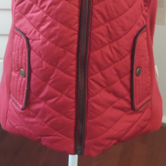 NWT G.H.Bass Womens Red Quilted Outdoors Vest Small - Picture 11 of 14